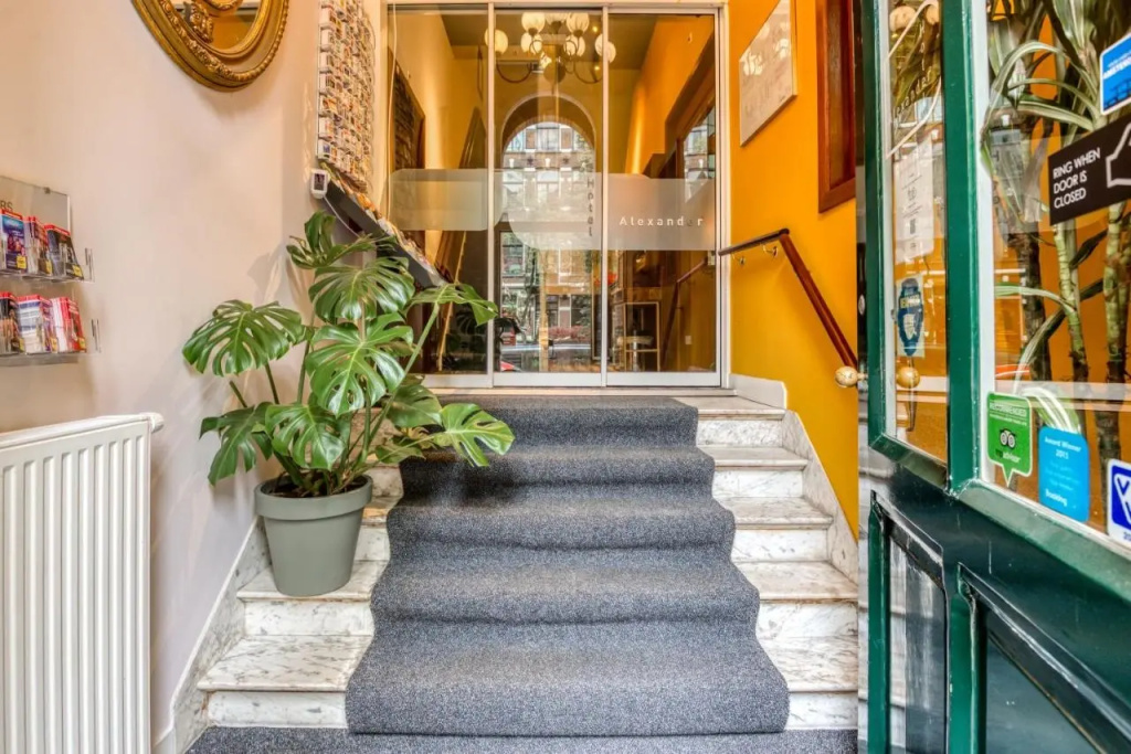Hotel photo 16