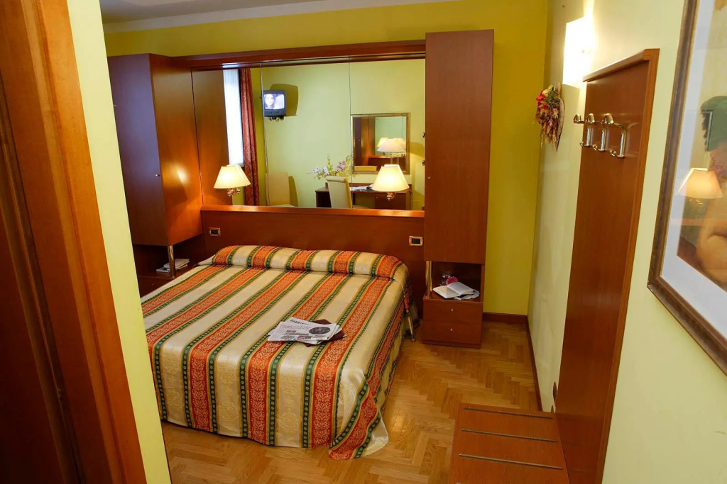 Standard Single room