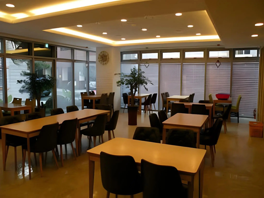 Hotel photo 12