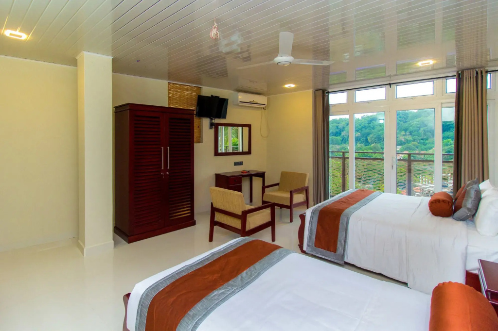 Hotel photo 2