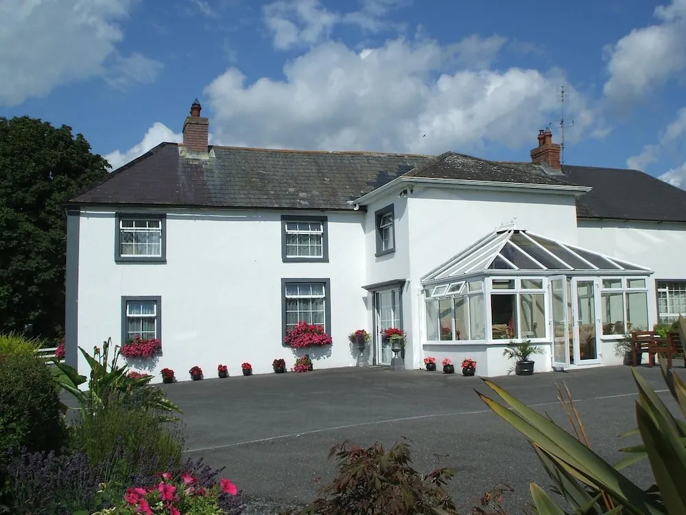 Grove Farm House B&B