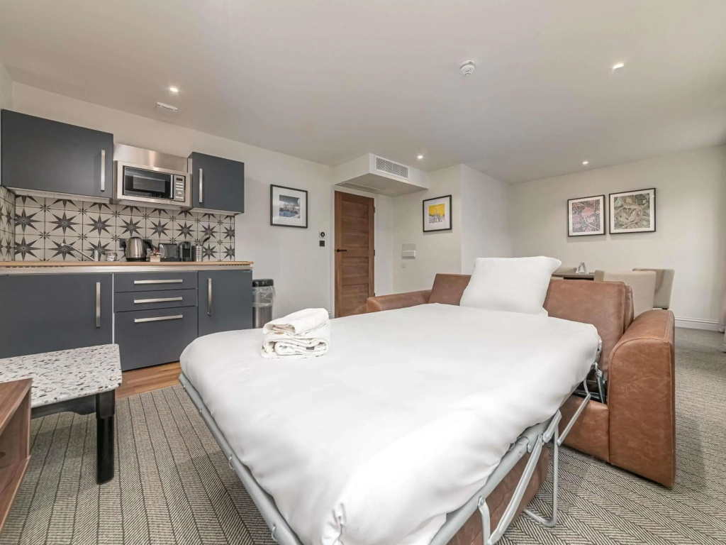 Mercure White Hart Hotel Salisbury and Apartments - Général