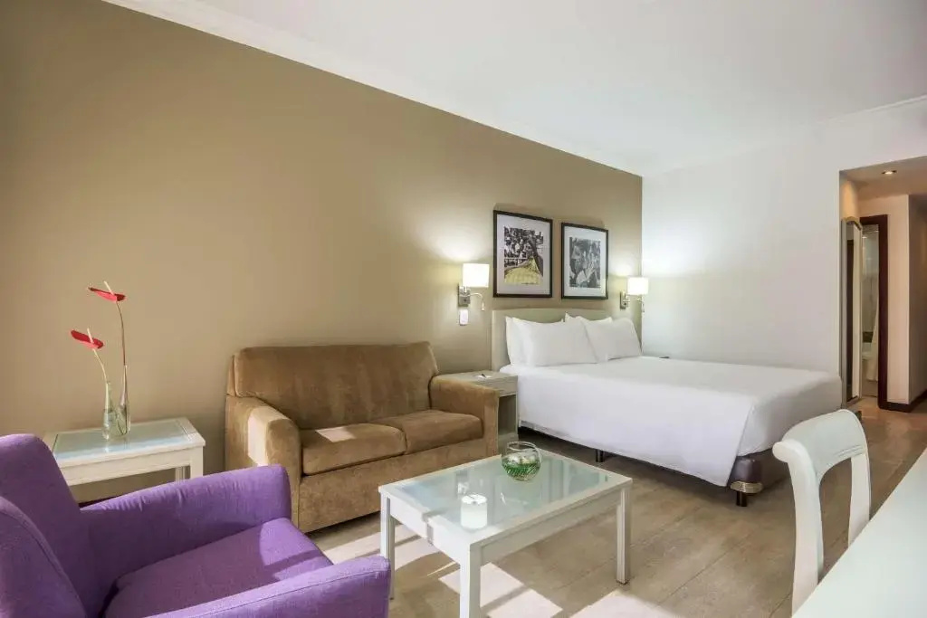 NH Cali Royal - Chambres