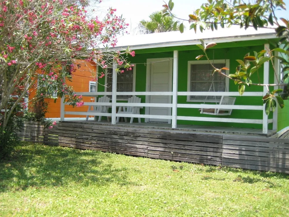 Sea and Sands Cottages