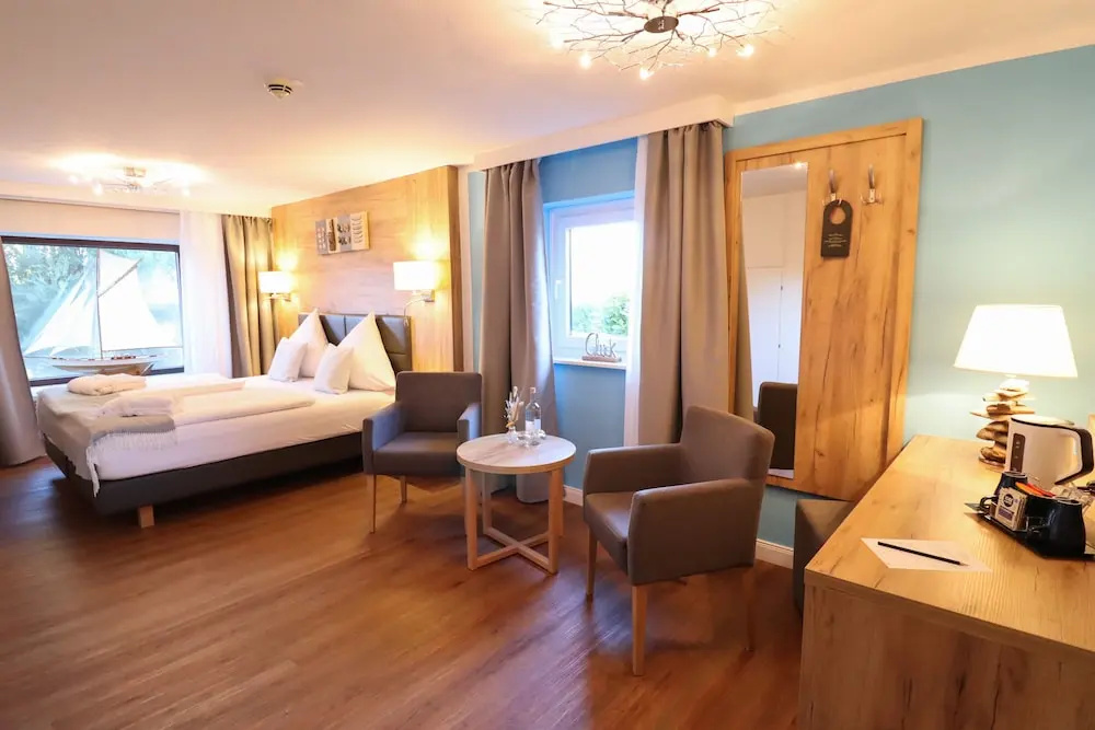 Grand room
