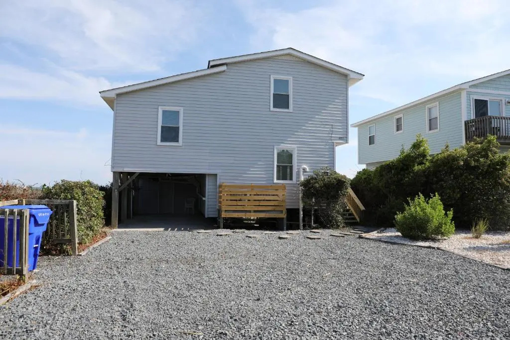 Ocean Front with Spectacular Views!