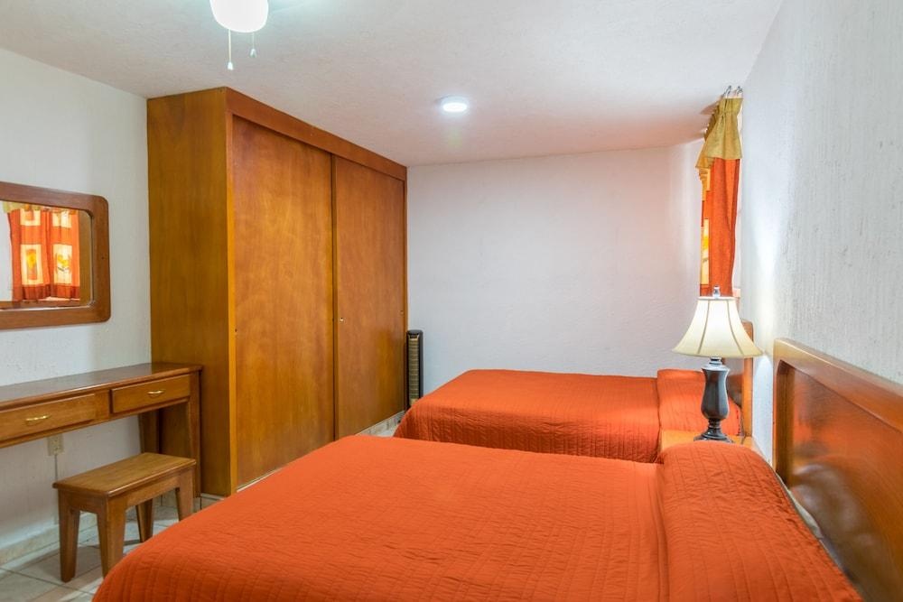 Suites Poliforum Inn — 5