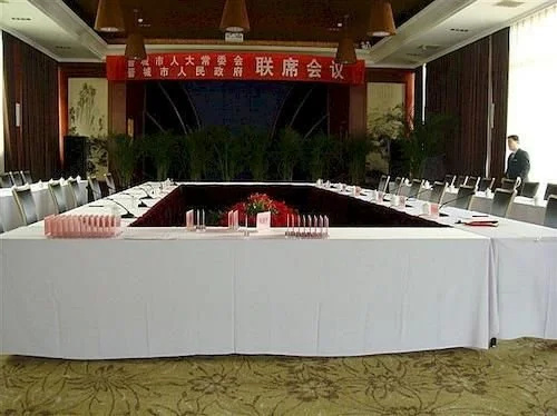Food & Beverage