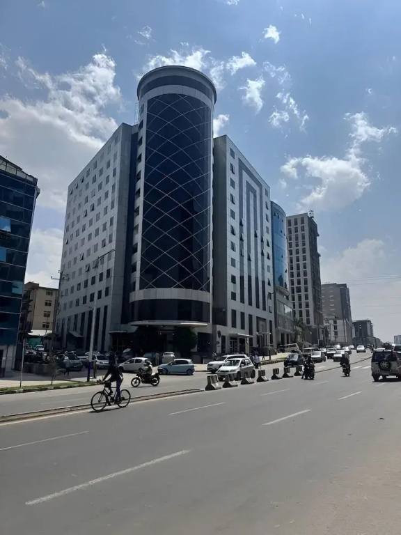Iconic Coworking Hotel