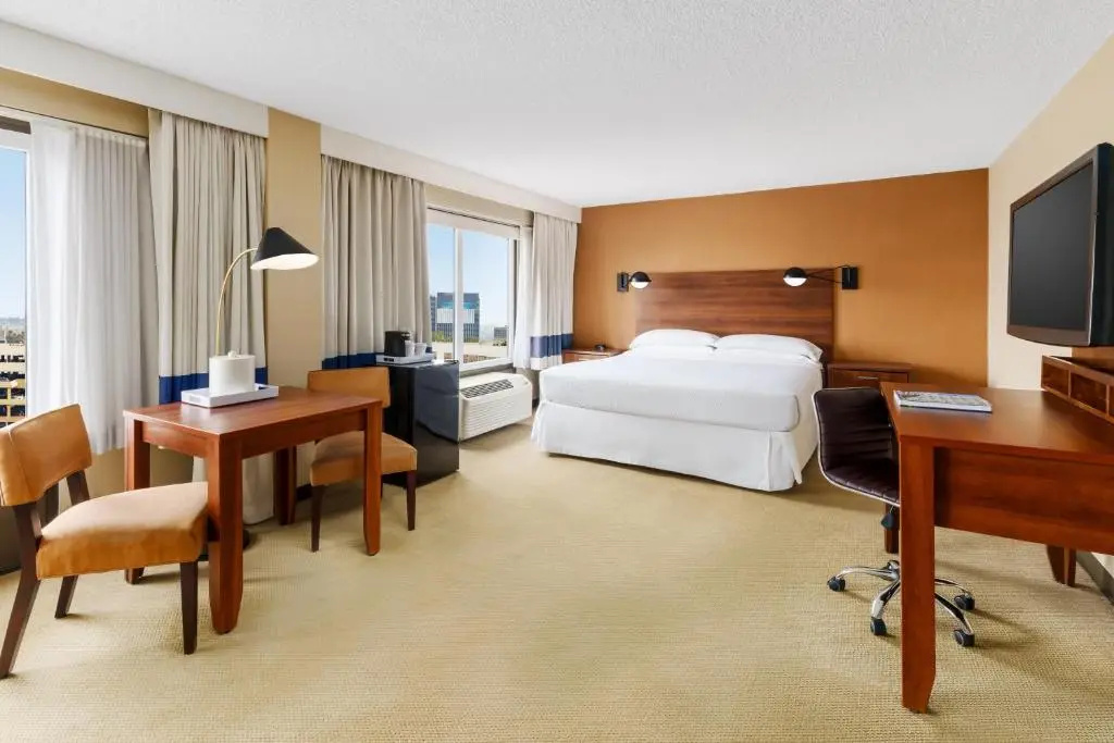 Four Points by Sheraton Los Angeles International Airport (USA) - Chambres