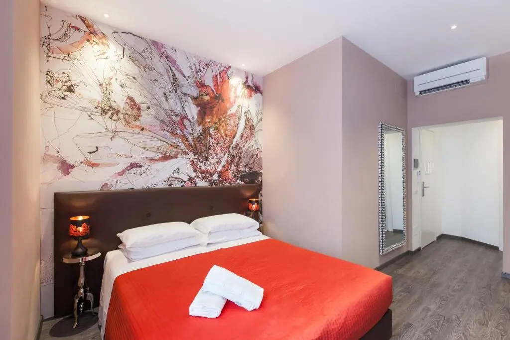 Superior Double room (full double bed)