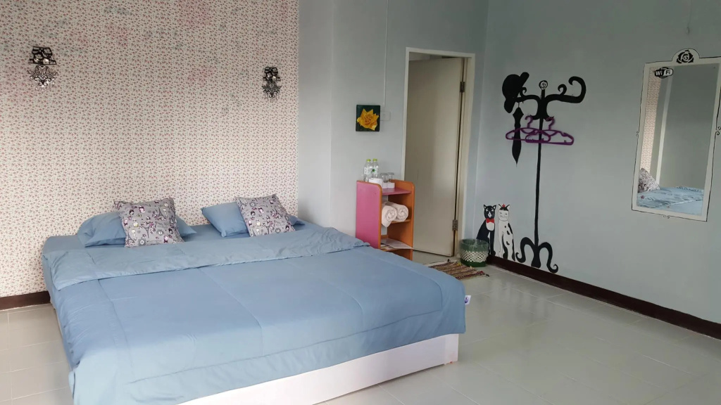 Standard Double room (full double bed)