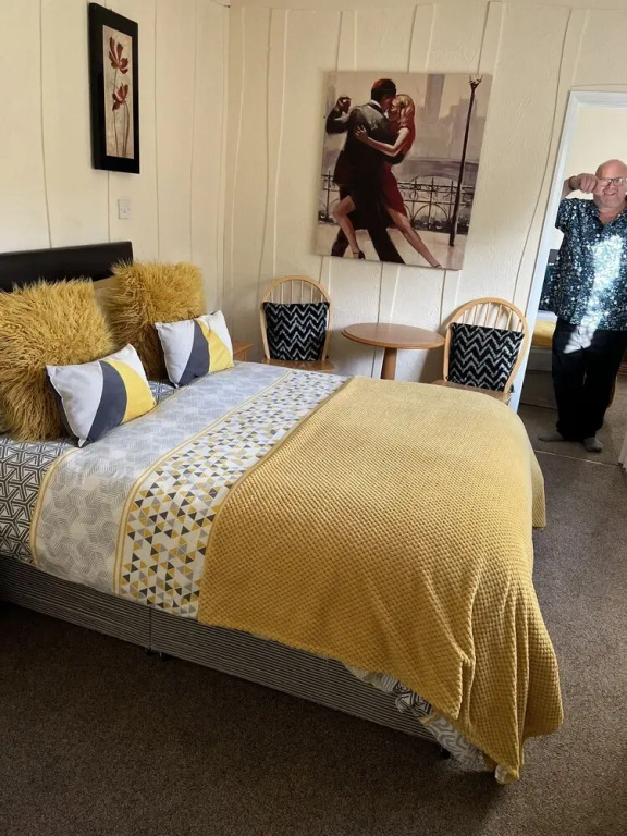 四人家庭套房，雙人床