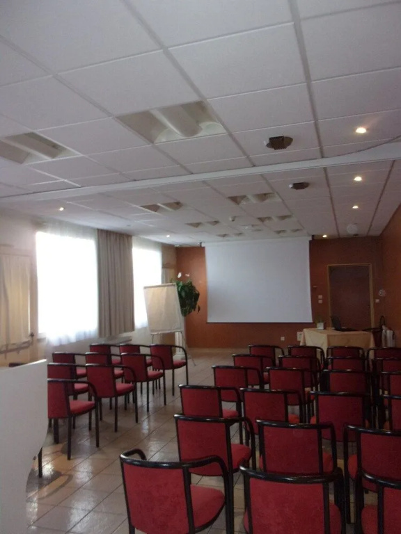 Cit' Hôtel la Pyramide - Général
