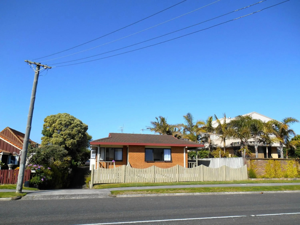 At The Mount - Mt Maunganui Holiday Home