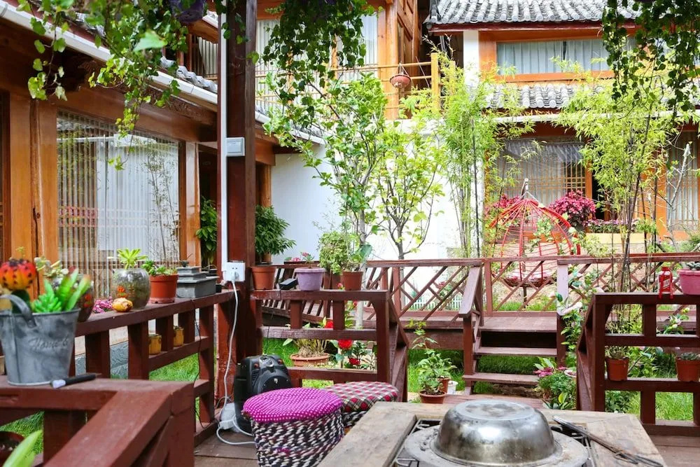 Ling Jing Boutique Inn