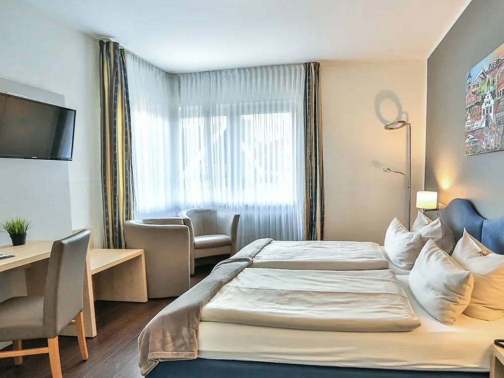 Economy room