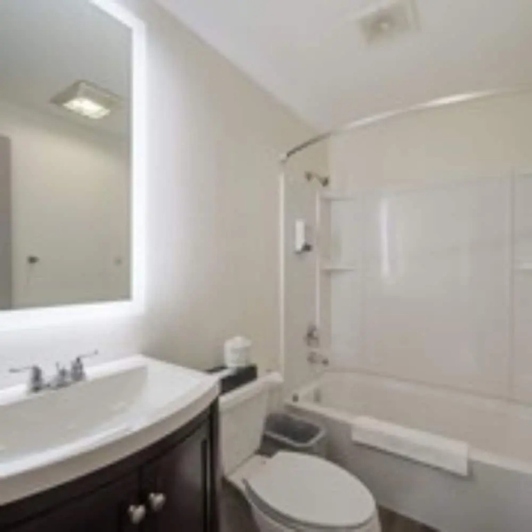 2 Bedrooms Suite with ocean view