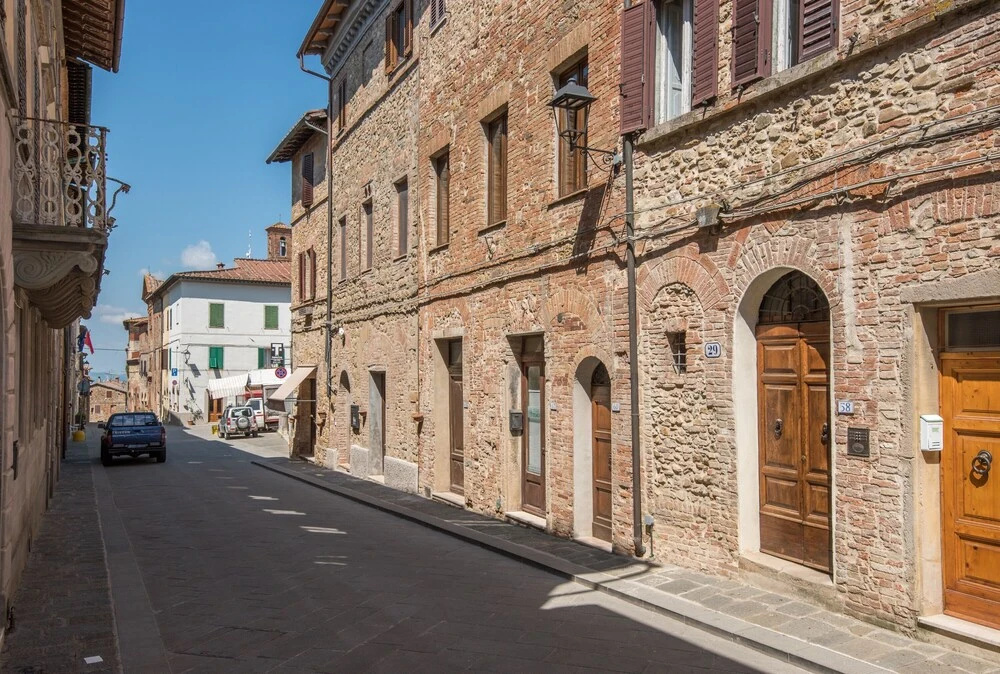 Apartment in the Heart of Radicondoli With Views Over the Hills and Wi-fi