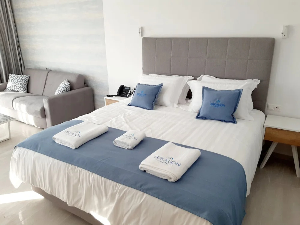Deluxe Suite with balcony
