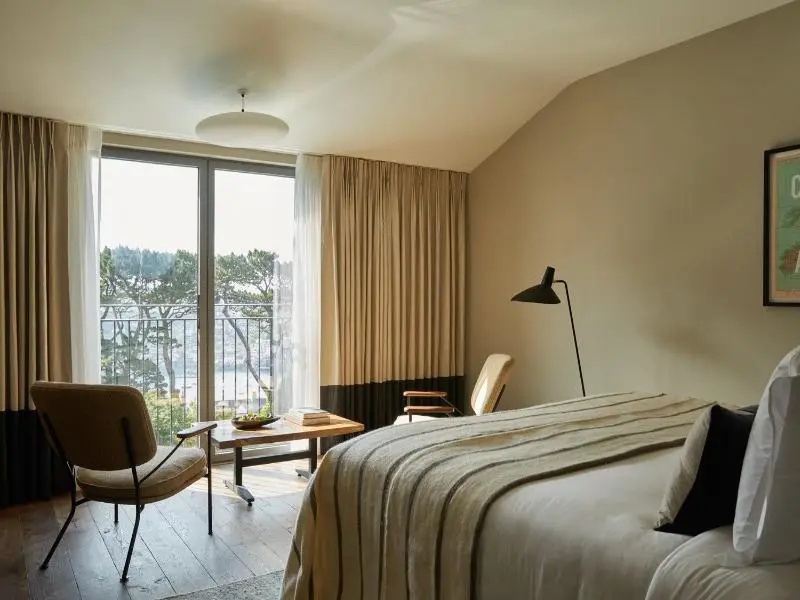 Standard room with view