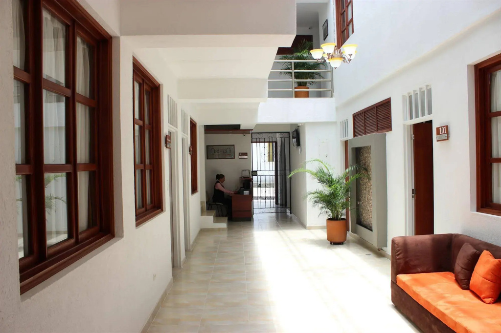 Hotel photo 13
