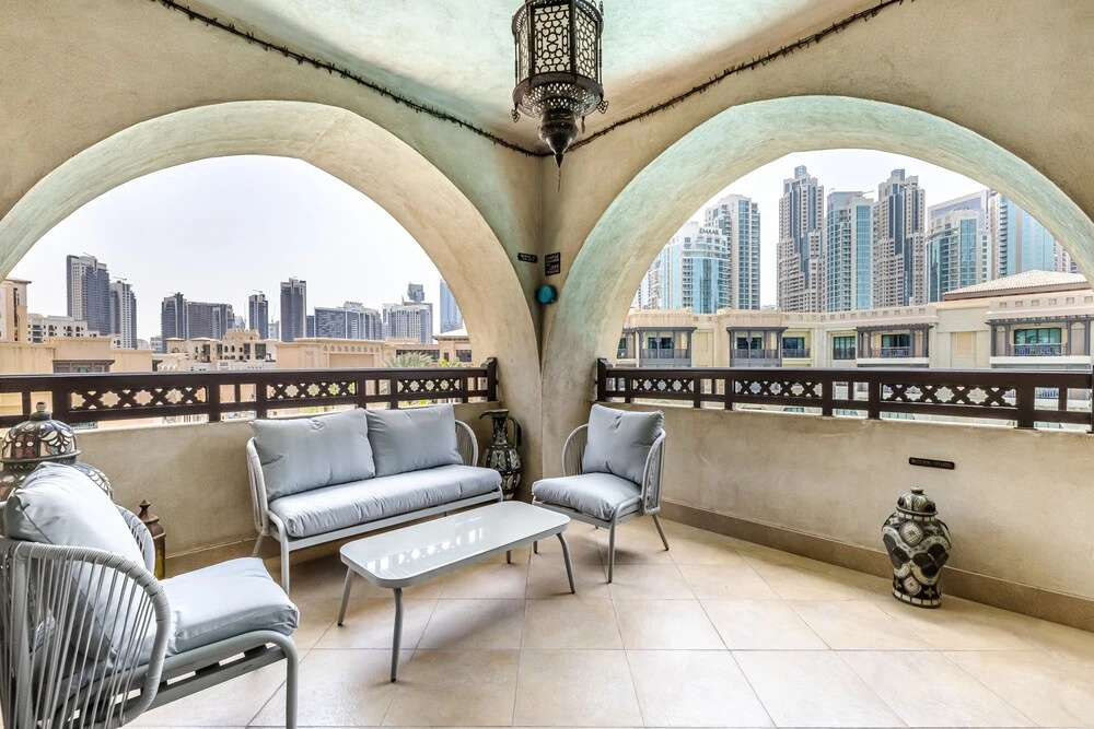 DHH - Souq Al Bahar Old Town Island