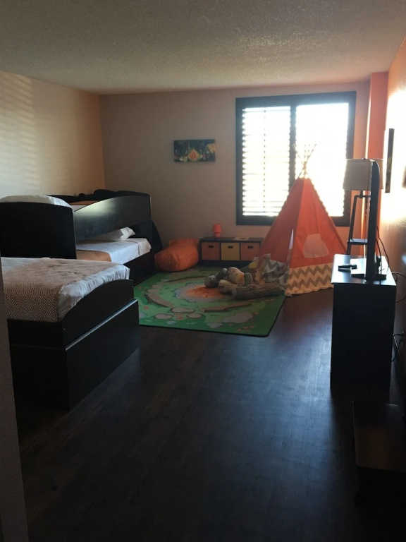 2 Bedrooms Family Suite with river view