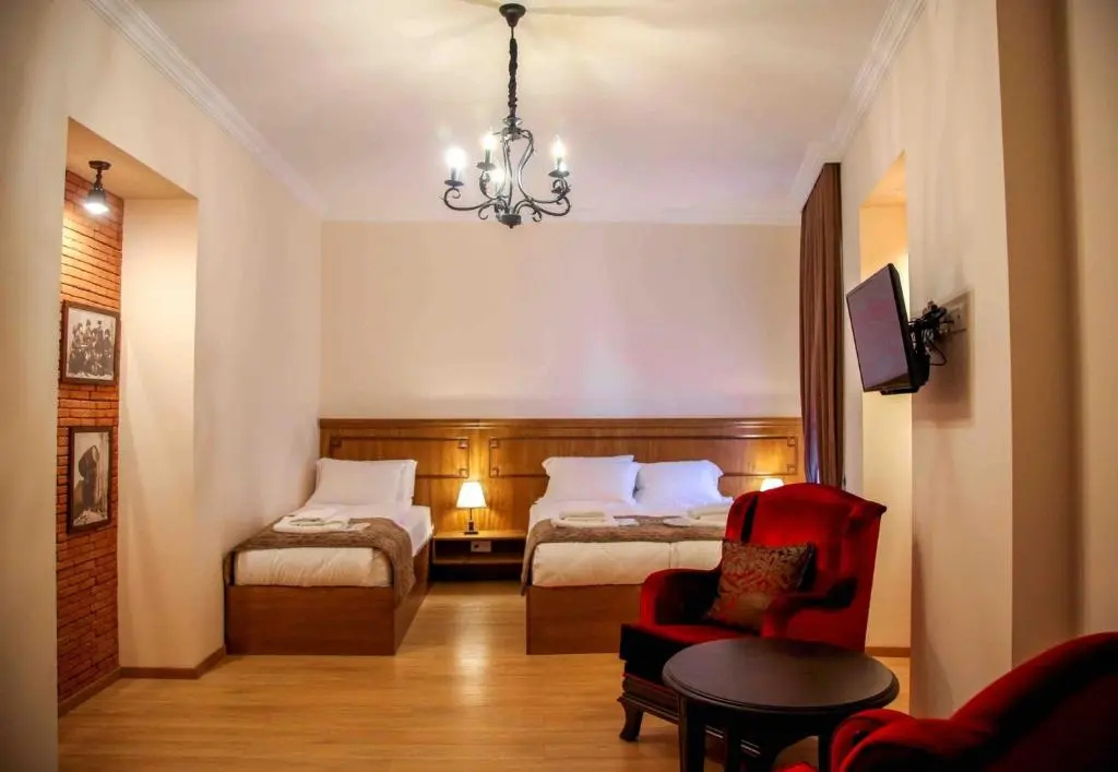Comfort room