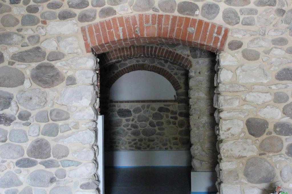 Image 9