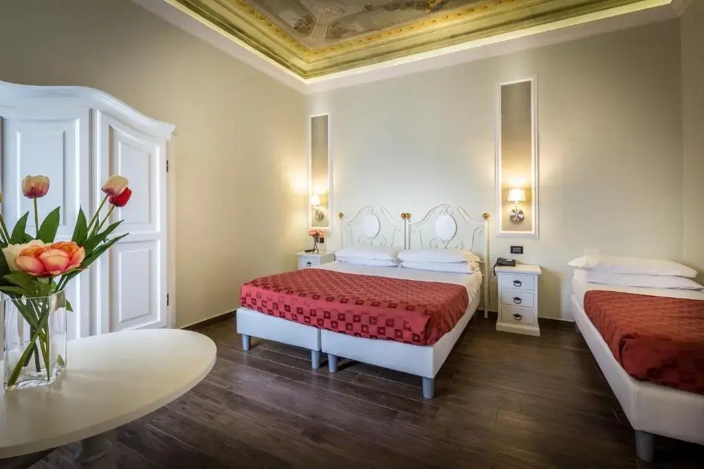 Triple room