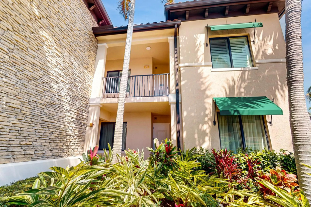 The Cottages at Naples Bay Resort