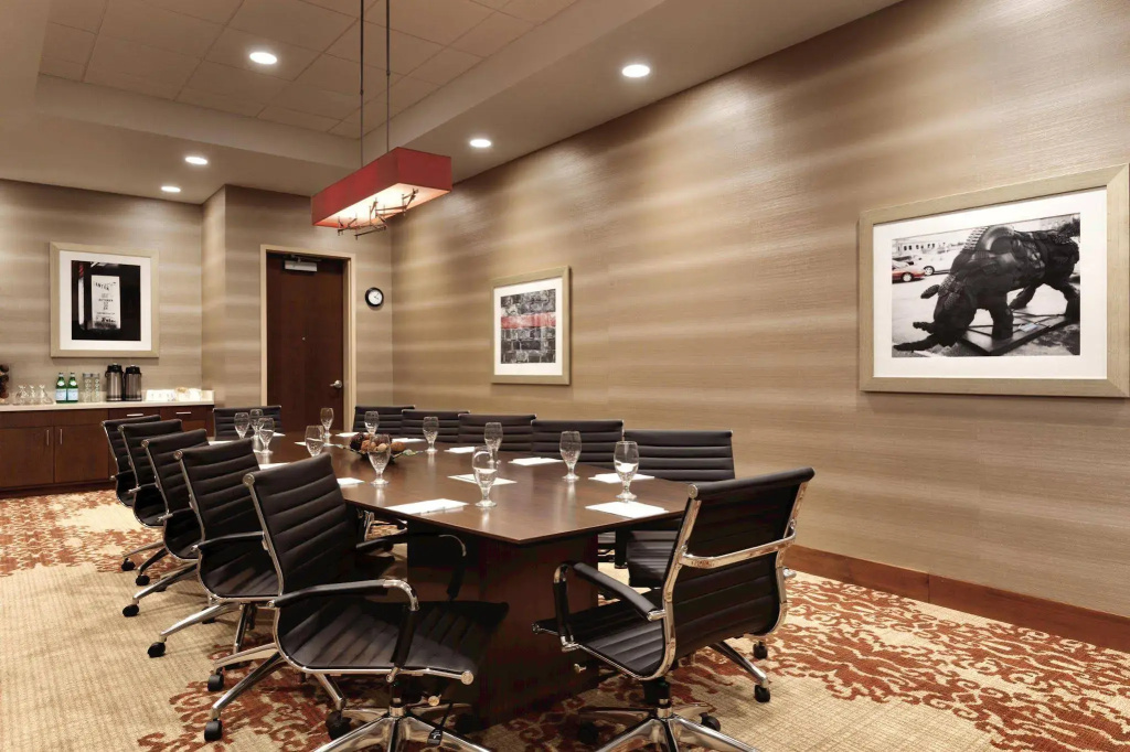 Embassy Suites by Hilton Akron Canton Airport - Général