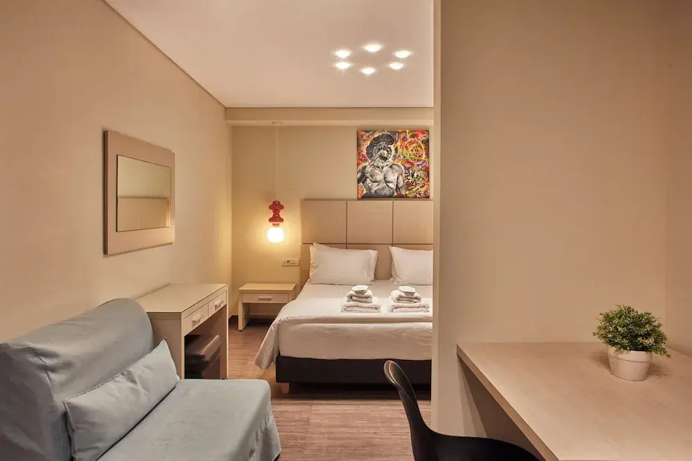 1 Bedroom Deluxe Double room with balcony (full double bed)