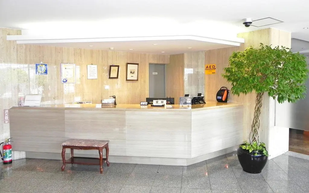 Lobby & Reception