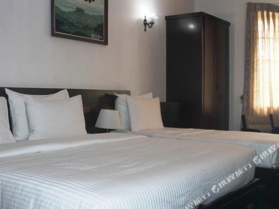 The Rock Hotel