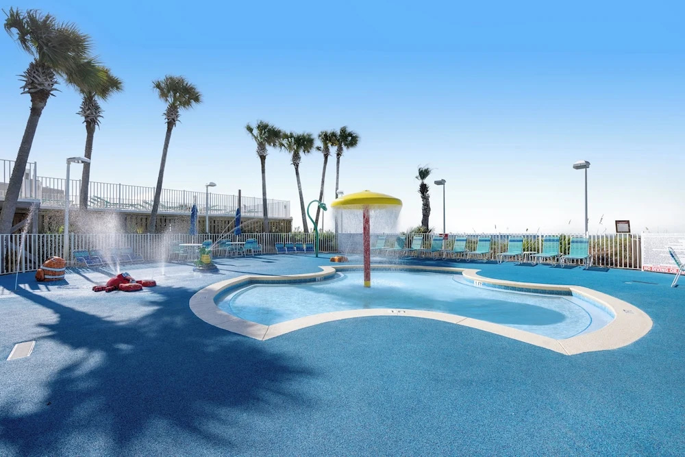 Fantastic Gulf-front 1 Bd Condo At Boardwalk in Panama City Beach!