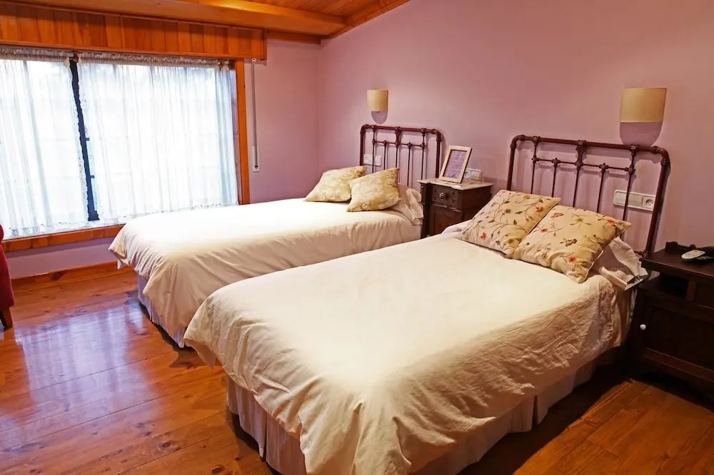 Standard Double room with garden view (full double bed)