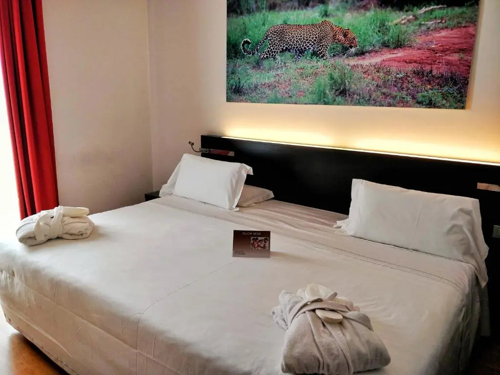 Card International Hotel - Chambres