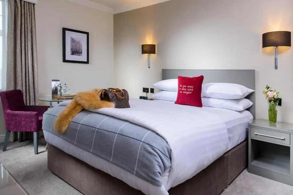 The Metropole Hotel - Chambres