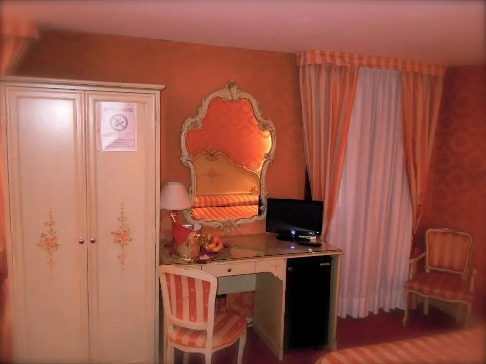 Lux Hotel - Chambres