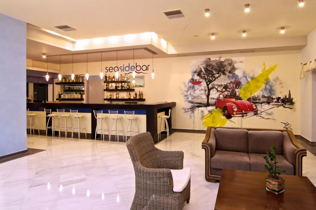 Food & Beverage