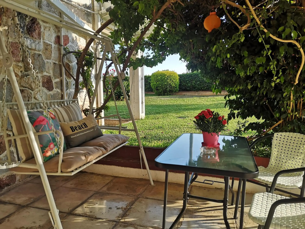 Sea&Sun Glyfada Apartment