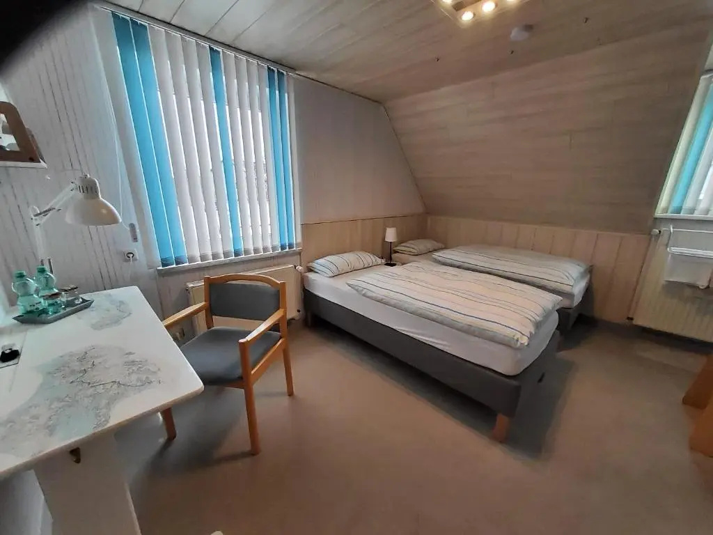 Economy room