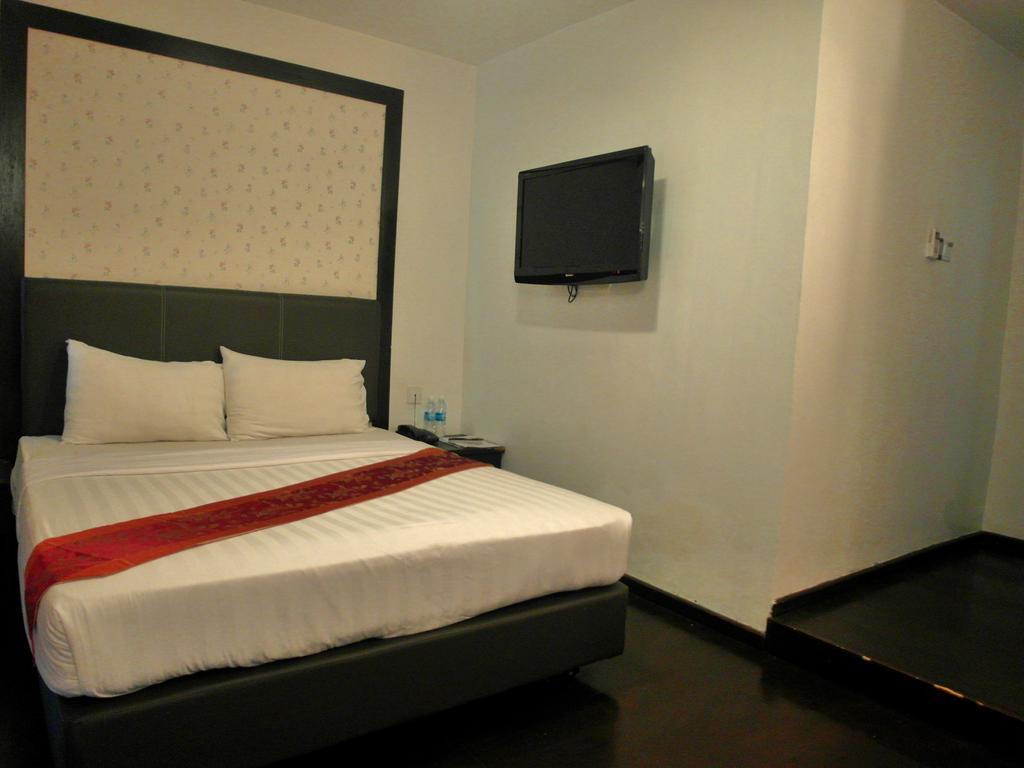 Le Hotel Kota Kinabalu