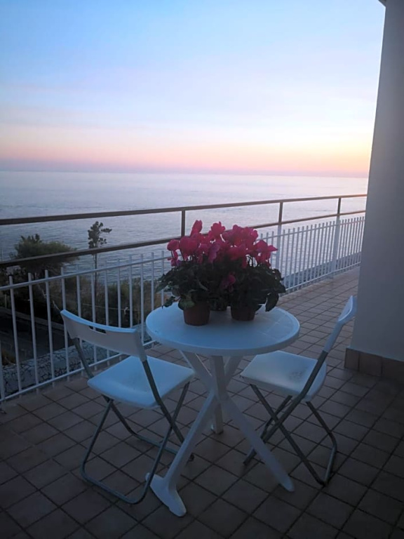 B&B Sanremo dely' house