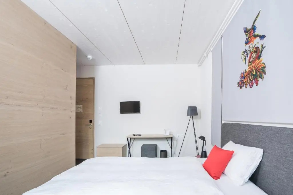 Comfort room