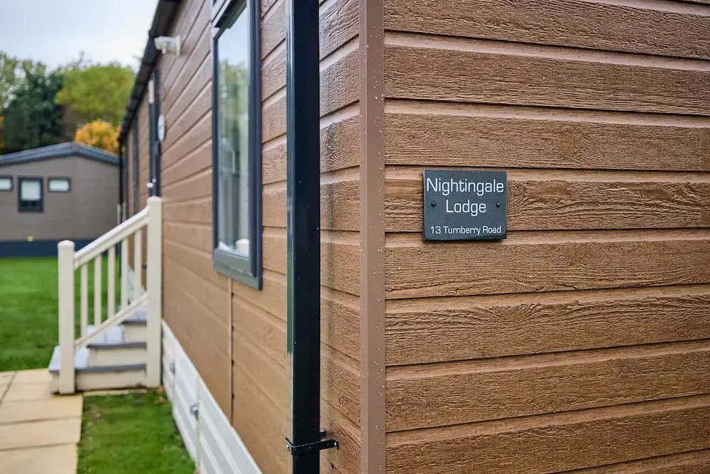 Host Stay Nightingale Lodge