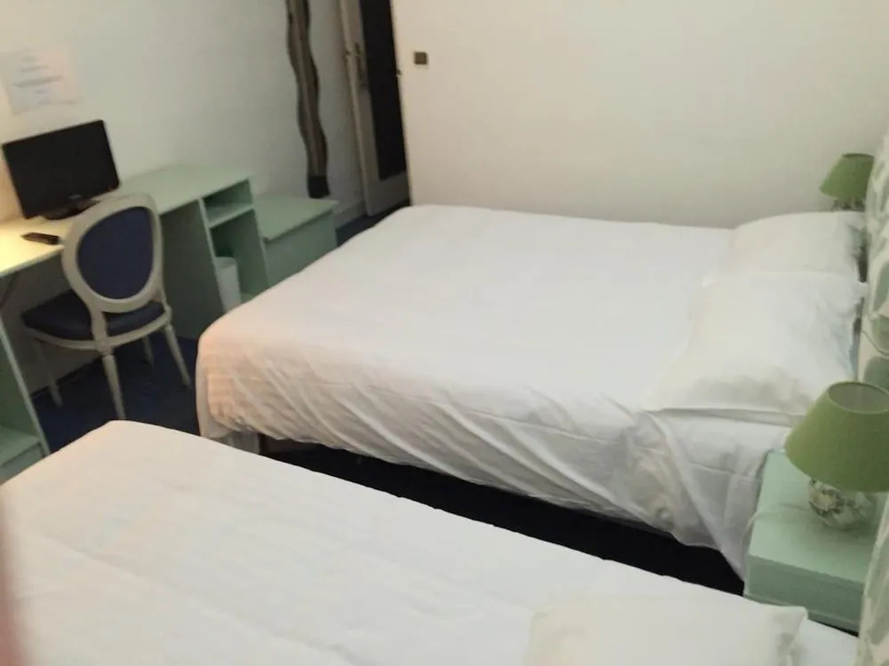 Voir la photo 3 — Hotel Joly