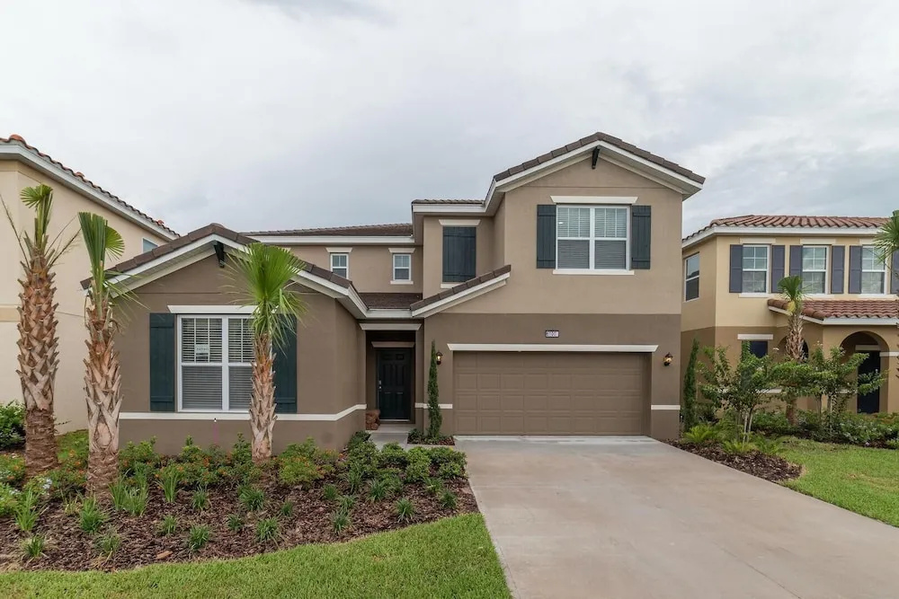 6100bod-solterra Resort